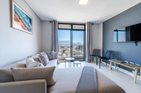 Top Floor Beachfront w Views, Blouberg, 51 Beach Break